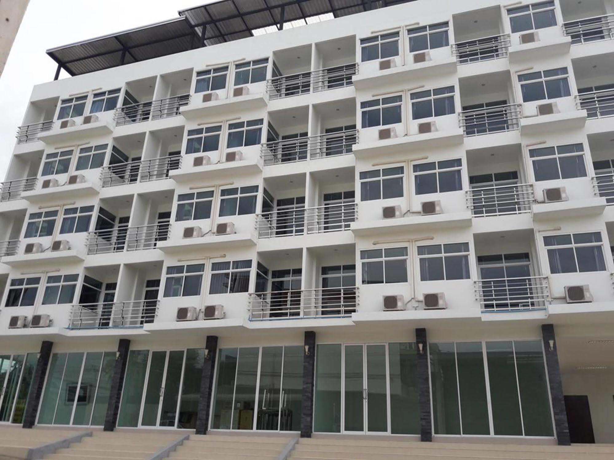 The Ztand By Airport Phuket Hotel Ban Bo Han Exterior photo